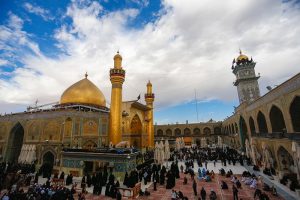 تصویر با کیفیت از صحن حرم امیرالمؤمنین و حضور زائران