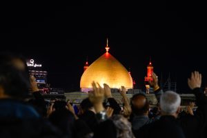 عزاداری زائران در حرم مطهر امیرالمؤمنین علی علیه السلام