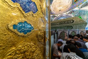 ضریح و درهای طلایی حرم امیرالمؤمنین علی علیه السلام