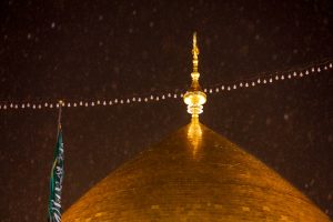گنبد حرم امیرالمؤمنین در باران