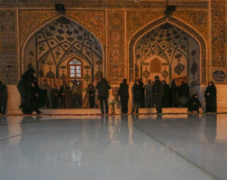 بارش باران در صحن امیرالمؤمنین