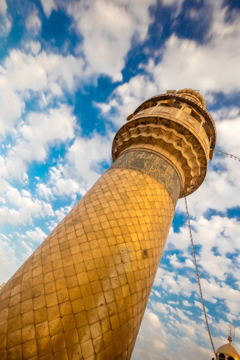 گلدسته حرم و طلاکاری آن