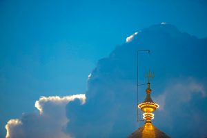 نقش الله بر فراز گنبد مطهر حرم امام علی