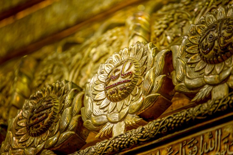 نقش یا علی بر ضریح