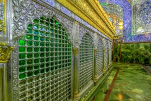 پنجره‌های نقره و ستون‌های ضریح امام علی