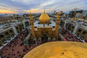 صحن حرم امیرالمؤمنین و حضور زائران