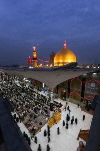 حرم و گنبد امیرالمؤمنین و زائران