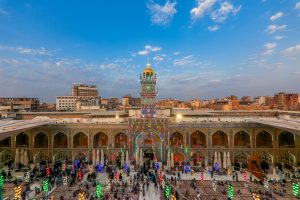 چراغانی رنگی صحن