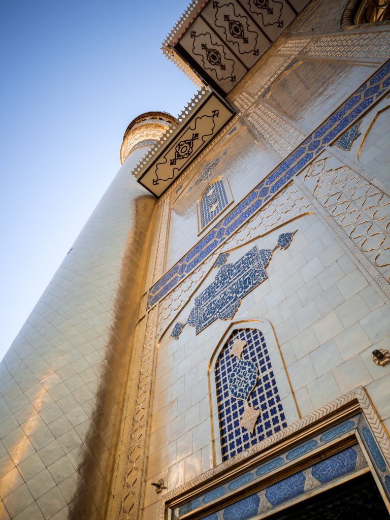 ایوان طلا از پایین سمت راست