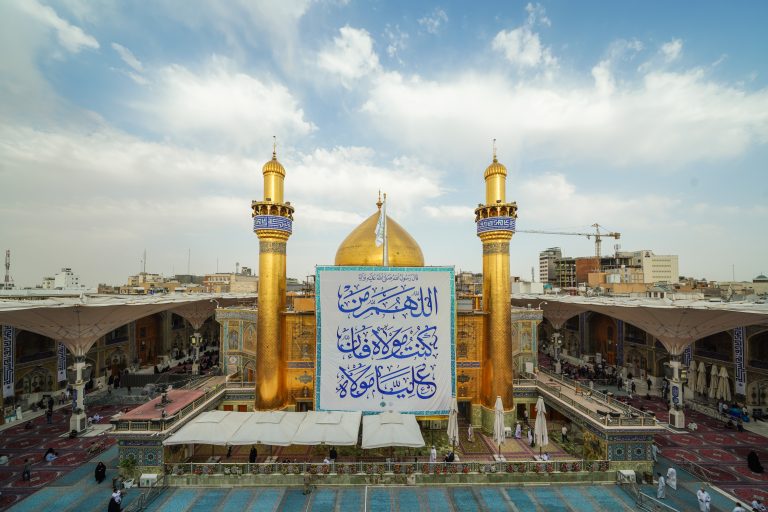 ایوان طلا و صحن در ایام غدیر