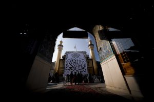 ورودی حرم و بنر ولادت امیرالمؤمنین