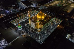 عکس هوایی حرم مطهر در شب ولادت امیرالمؤمنین علی (علیه‌السلام) ۴