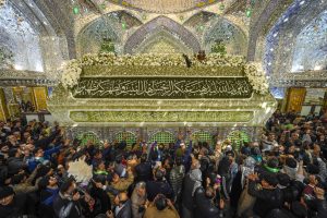 ضریح مطهر علوی در ولادت امیرالمؤمنین علی علیه‌السلام