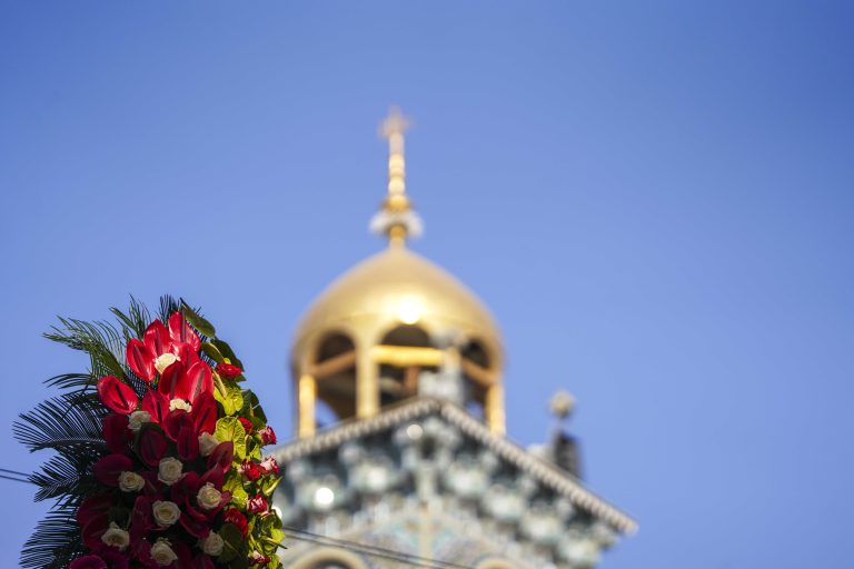 گل‌کاری حرم در مبعث