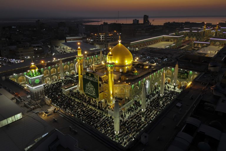 تزئین صحن در مبعث