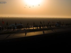 تابش خورشید و مسیر پیاده‌روی تا کربلا