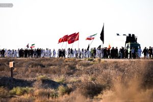 زوار ایرانی در مسیر پیاده‌روی اربعین