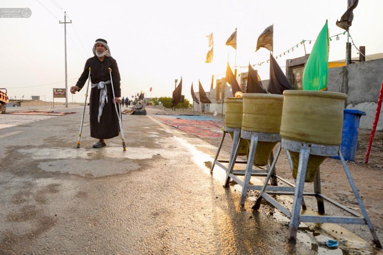 موکب آب در مسیر اربعین