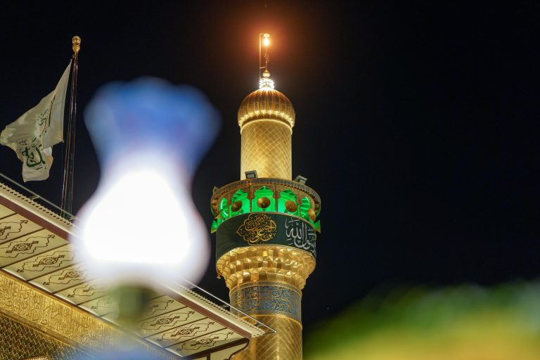شمعدان و گلدسته حرم امیرالمؤمنین در اعیاد شعبانیه