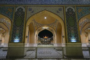 صحن حضرت زهرا از نمای روبرو