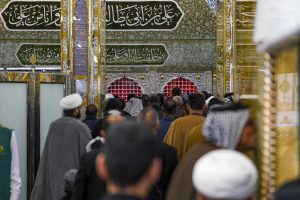 مسیر زیارت ضریح