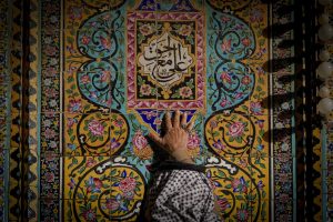 توسل به نام امیرالمؤمنین