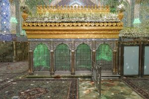 نمای کامل ضریح مطهر امیرالمؤمنین و گل‌آرایی جشن غدیر