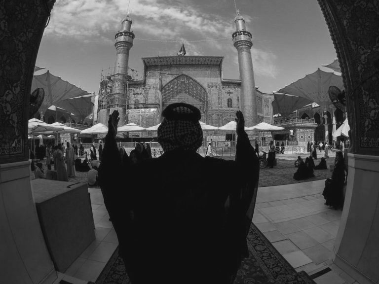 حمله «مره بن قیس» به حرم امیرالمؤمنین علی (علیه‌السلام) و معجزه مولا