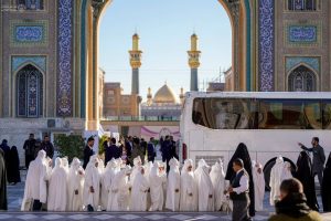 جشن شکوه بندگی ۳هزار نوگل عراقی در صحن حضرت زهرا سلام‌الله‌علیها