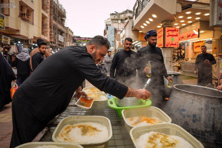 خدمت‌رسانی آستان مقدس علوی به عزاداران زینبی