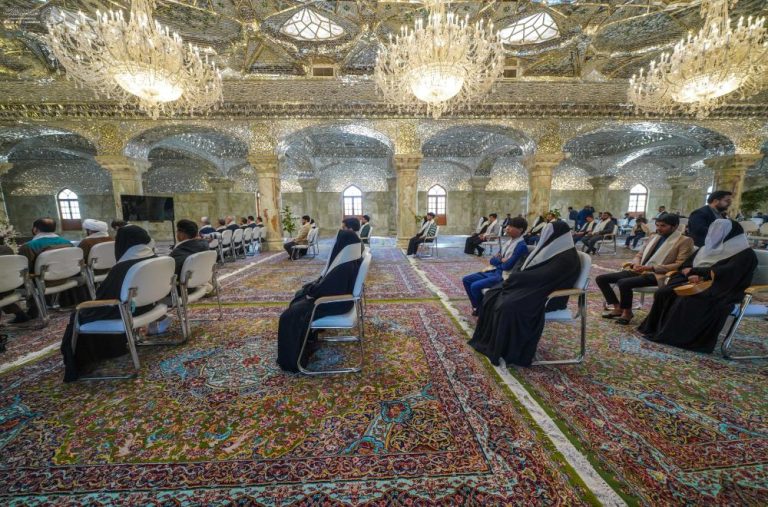 ازدواج گروهی از جوانان مومن عراقی در جریان جشنواره «روح و ریحان» در آستان مقدس علوی