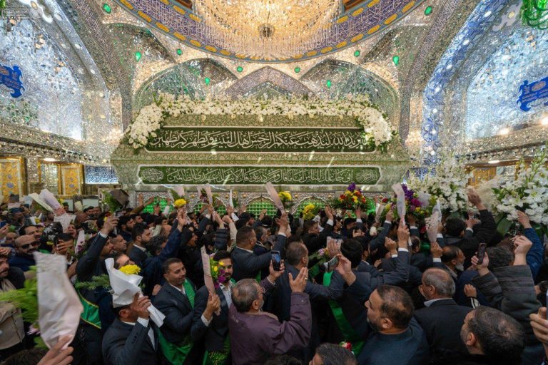 جشن با شکوه نیمه شعبان در حرم امیرالمؤمنین علیه‌السلام