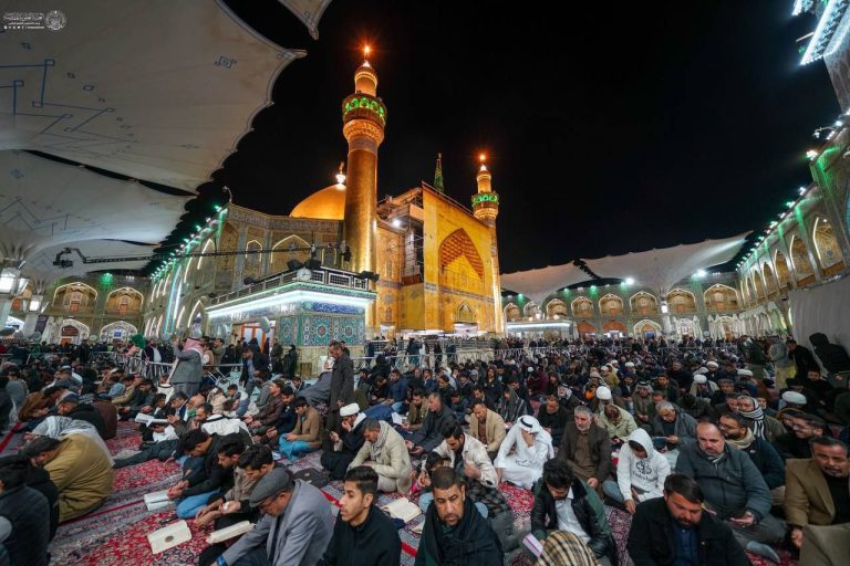 مراسم پرفیض قرائت دعای کمیل در آخرین شب جمعه ماه شعبان در حرم مطهر علوی