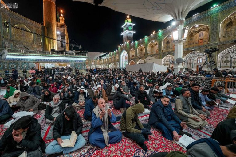 مراسم پرفیض قرائت دعای کمیل در آخرین شب جمعه ماه شعبان در حرم مطهر علوی