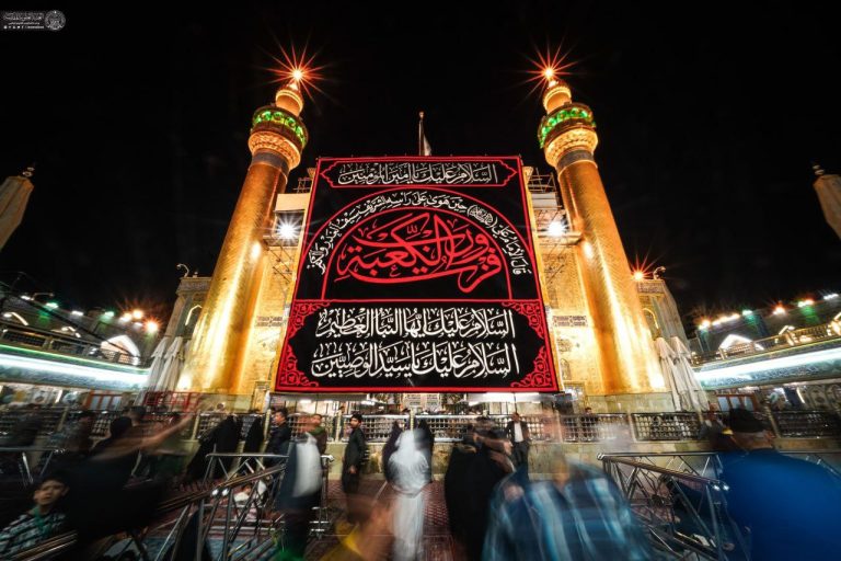 حرم امیرالمؤمنین علیه‌السلام سیاه‌پوش شد