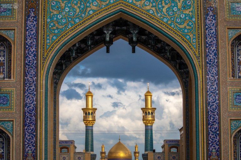 طواف ابرهای رحمت به‌دور گنبد طلای حضرت حیدر