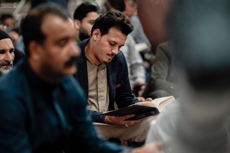 مراسم پر فیض دعای کمیل در آستانه میلاد کریم اهل‌بیت