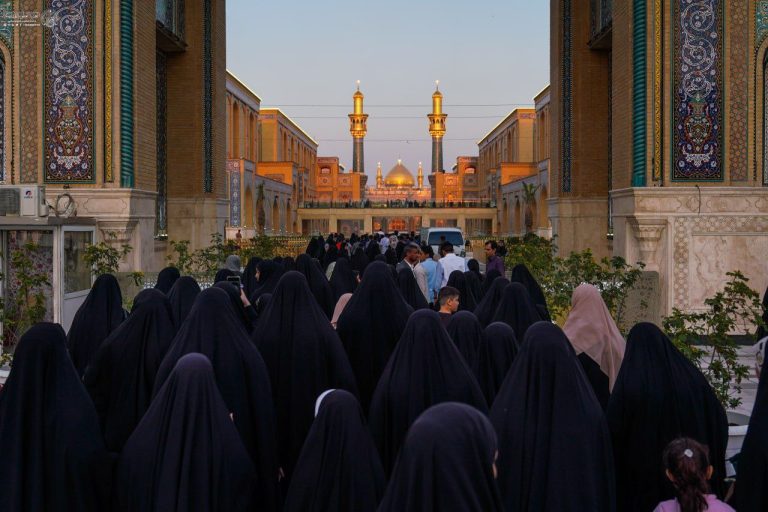 ضیافت افطاری بزرگ آستان مقدس علوی برای ۲۰۰۰ کودک یتیم
