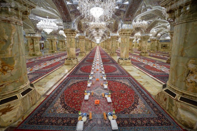 ضیافت افطاری بزرگ آستان مقدس علوی برای ۲۰۰۰ کودک یتیم