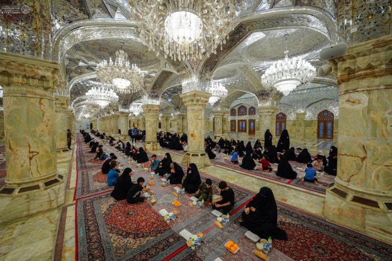 ضیافت افطاری بزرگ آستان مقدس علوی برای ۲۰۰۰ کودک یتیم