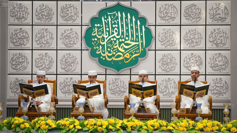 ترتيل جزء یازدهم قرآن کریم با صدای استاد منصوری