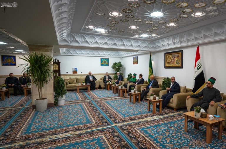 میزبانی تولیت آستان مقدس علوی از اعضا و هیئات آستان‌های مقدسه عراق در جوار حرم مطهر علوی