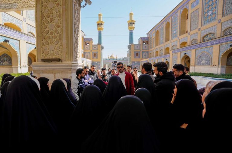 بازدید میدانی دانشجویان گروه معماری دانشگاه کربلا از صحن حضرت زهرا علیها‌السلام