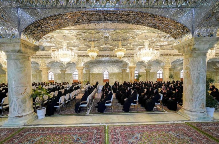تجلیل از دانشجویان دانشکده پزشکی دانشگاه بصره توسط آستان مقدس علوی