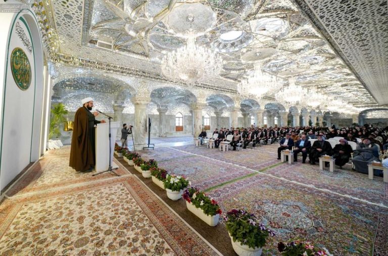 تجلیل از دانشجویان دانشکده پزشکی دانشگاه بصره توسط آستان مقدس علوی