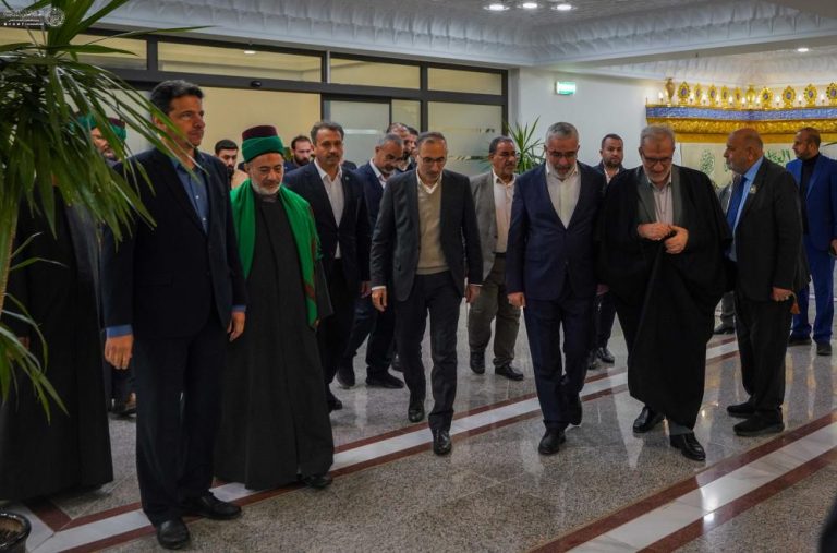 میزبانی تولیت آستان مقدس علوی از اعضا و هیئات آستان‌های مقدسه عراق در جوار حرم مطهر علوی