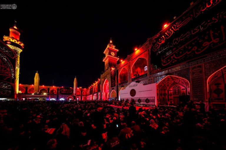 حضور گسترده زائران در مراسم قرائت دعای جوشن کبیر در حرم مطهر علوی