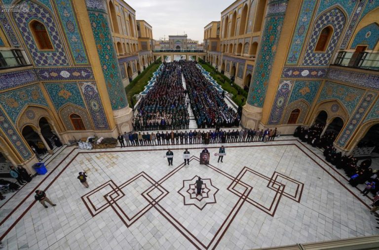 برگزاری جشن فارغ‌التحصیلی دانشجویان عراقی در حرم امیرالمؤمنین علیه‌السلام