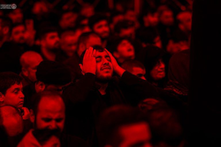 حزن و ماتم در حرم امیر مؤمنان؛ هر دیده به حال مرتضی می‌گرید