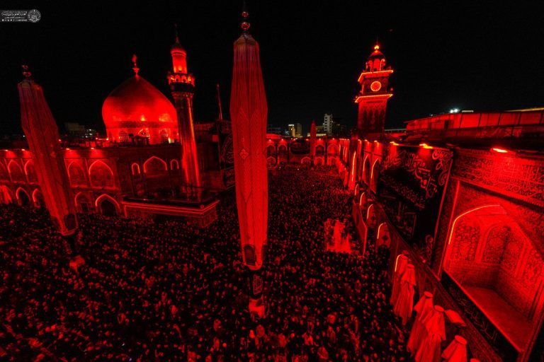 حزن و ماتم در حرم امیر مؤمنان؛ هر دیده به حال مرتضی می‌گرید